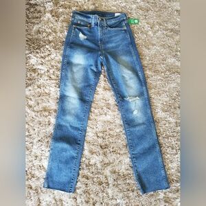 NWT GAP mid rise Slim Jeans